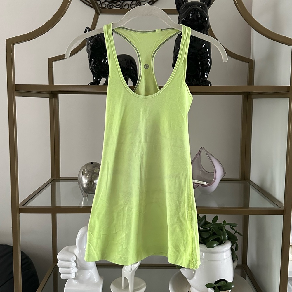 Lululemon tank top